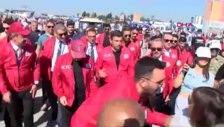 TBMM Heyeti TEKNOFEST Adana’da Genç Girişimcilerle Buluştu