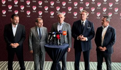 TFF Başkanı Hacıosmanoğlu’ndan Türk Futboluna Birlik Çağrısı