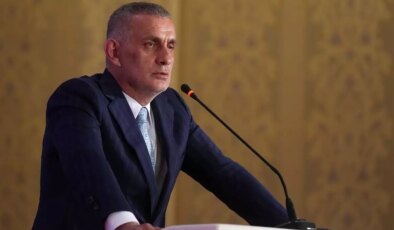 Türkiye Futbol Federasyonu’nda sürpriz istifa
