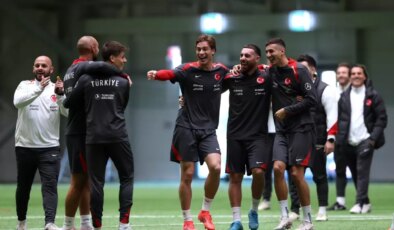 Türkiye İzlanda muhtemel 11’ler! Türkiye- İzlanda maçında kimler oynayacak?