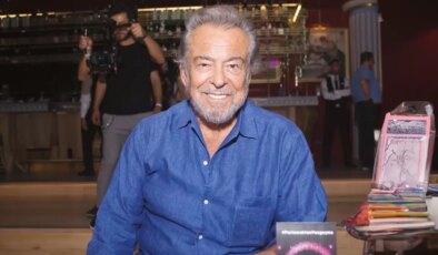 Ünlü gazeteci Güneri Cıvaoğlu hayatını kaybetti