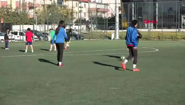 Vangücü Kadın Futbol Takımı’ndan Destek Çağrısı