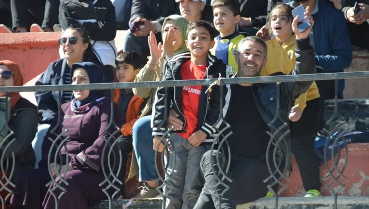 Yüksekova Spor, Bitexen Adana İdmanyurdu’nu 8-0’la Geçti