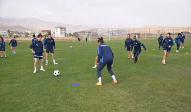Yüksekovaspor Kadın Futbol Takımı, Süper Lig Hedefiyle Sezona Hazır