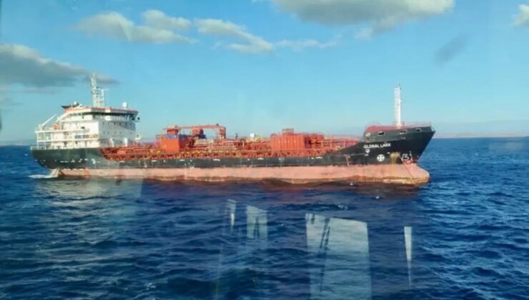 Çanakkale Boğazı’nda Makine Arızası Yapan Tanker Kurtarıldı