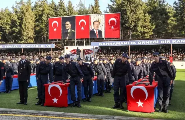 2004-4 Tertip 2’nci Grup Erlerin Ant İçme Töreni düzenlendi
