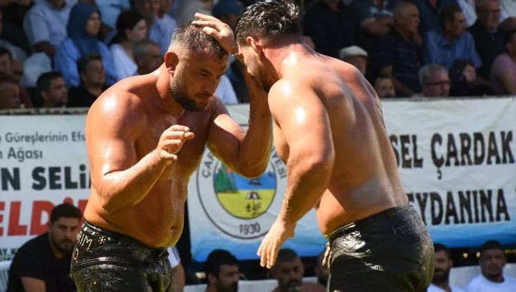 291. Tarihi Çardak Yağlı Güreşleri’nde Başpehlivan Feyzullah Aktürk Oldu