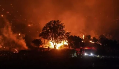 Çanakkale’de Yangın Büyük Ölçüde Kontrol Altında! Şehitlikler Zarar Görmedi