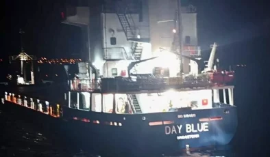 Barbados Bayraklı Kuru Yük Gemisi Çanakkale Boğazı’nda Makine Arızası Geçirdi