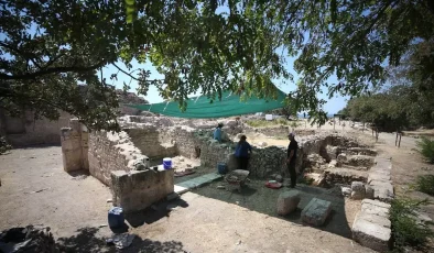 Çanakkale’de Alexandria Troas Antik Kenti’nde Odeon ve Çarşı Gün Yüzüne Çıkarılıyor