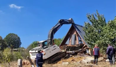 Çanakkale’de 16 Kaçak Yapı Yıkıldı