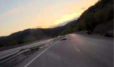 Çanakkale’de Motosiklet Kazası: 23 Yaşındaki Sürücü Ağır Yaralandı