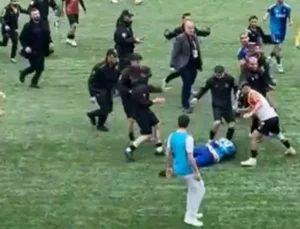 Türkiye’de Kırmızı Kart Rekoru! BAL Maçında Tam 24 Kişi Sahadan Atıldı