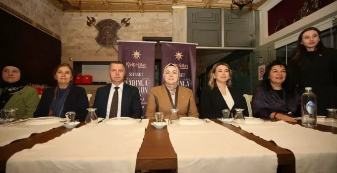 AK Parti Kadın Kolları Başkanı Tuğba Işık Ercan Çanakkale’de Konuştu: “Türkiye Artık Dünya Lideri Ülkeler Arasında”