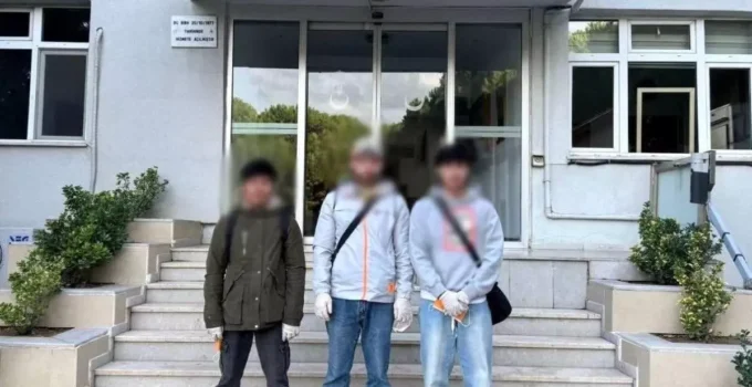 Çanakkale’de 10 Operasyonda 3 Göçmen Kaçakçısı Yakalandı: 27 Kaçak Göçmen GÖKSEM’e Teslim Edildi