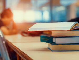 Üniversitelerde 3 Yıllık Eğitim Dönemi Başlıyor: Başarılı Öğrenciler Mezuniyeti Hızlandırabilecek